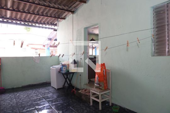 Área de Serviço de casa à venda com 3 quartos, 250m² em Limoeiro, São Paulo