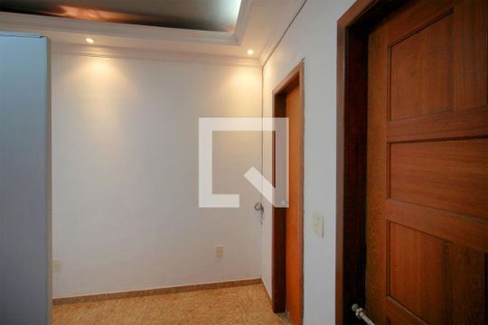 Sala de casa à venda com 3 quartos, 292m² em Havaí, Belo Horizonte