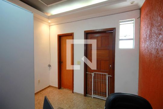 Sala de casa à venda com 3 quartos, 292m² em Havaí, Belo Horizonte