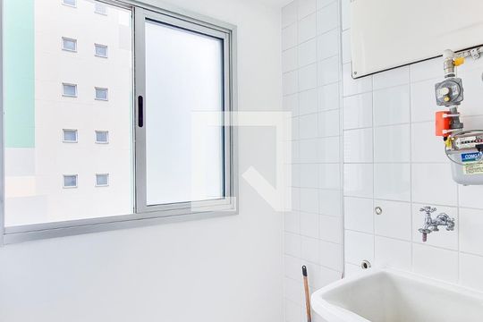 Cozinha / Lavanderia de apartamento para alugar com 2 quartos, 60m² em Monte Castelo, São José dos Campos