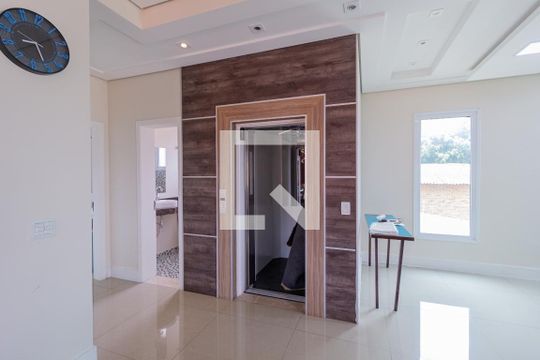 Elevador de casa à venda com 6 quartos, 500m² em City Bussocaba, Osasco
