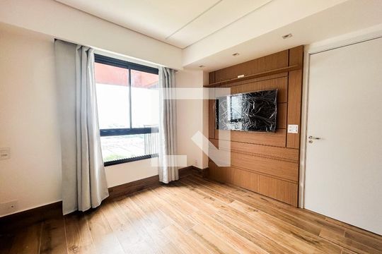 Quarto de apartamento para alugar com 1 quarto, 44m² em Santo Amaro, São Paulo