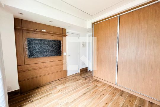 Quarto de apartamento para alugar com 1 quarto, 44m² em Santo Amaro, São Paulo