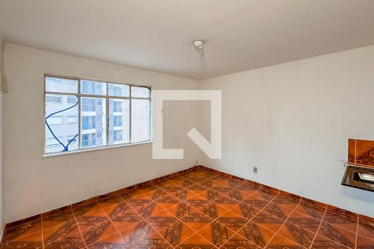 Kitnet/Studio à venda com 1 quarto, 28m² em Liberdade, São Paulo