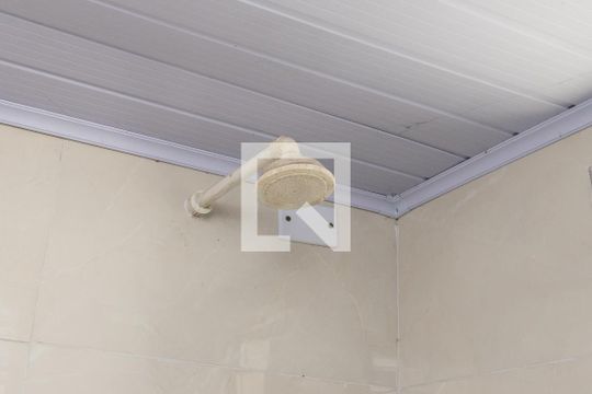 Banheiro de Serviço de casa à venda com 3 quartos, 308m² em Parada de Lucas, Rio de Janeiro