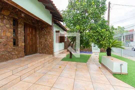 Área comum de casa à venda com 3 quartos, 183m² em Fátima, Canoas