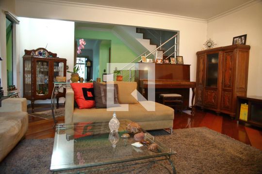 Casa à venda com 3 quartos, 252m² em Jardim das Americas, São Bernardo do Campo