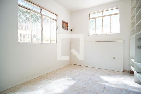 Suíte de casa à venda com 3 quartos, 50m² em Vila Jardim, Porto Alegre