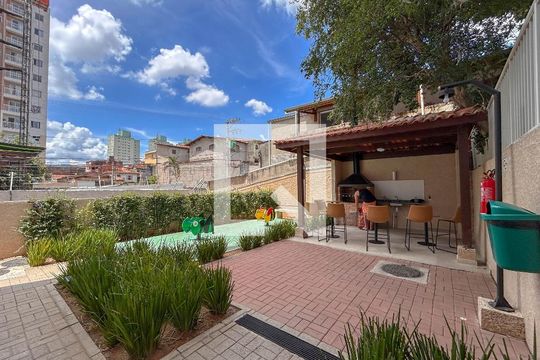 Área comum - Churrasqueira e Playground de apartamento para alugar com 2 quartos, 35m² em Vila Nina, São Paulo