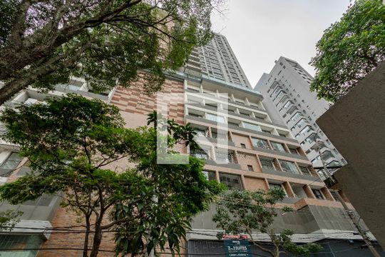 Fachada de apartamento para alugar com 1 quarto, 34m² em Jardim das Acacias, São Paulo