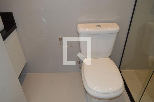 Banheiro de kitnet/studio para alugar com 1 quarto, 30m² em Vila Mariana, São Paulo