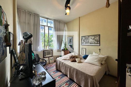 Quarto 2 de apartamento à venda com 3 quartos, 122m² em Flamengo, Rio de Janeiro