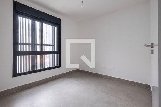 Quarto 3 de casa de condomínio à venda com 3 quartos, 275m² em Vila Madalena, São Paulo