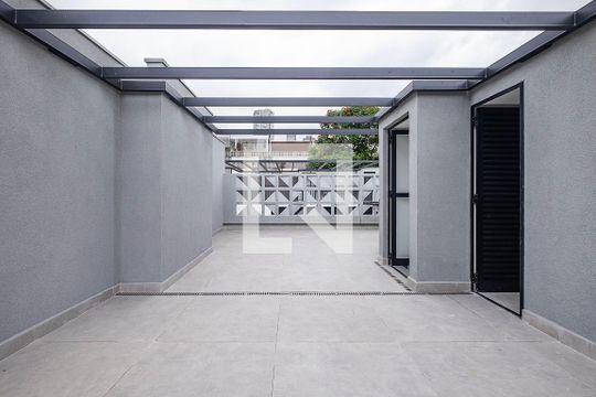 Terraço de casa de condomínio à venda com 3 quartos, 226m² em Vila Madalena, São Paulo