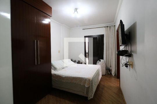 Suíte Master de apartamento à venda com 3 quartos, 130m² em Vila Assunção, Santo André