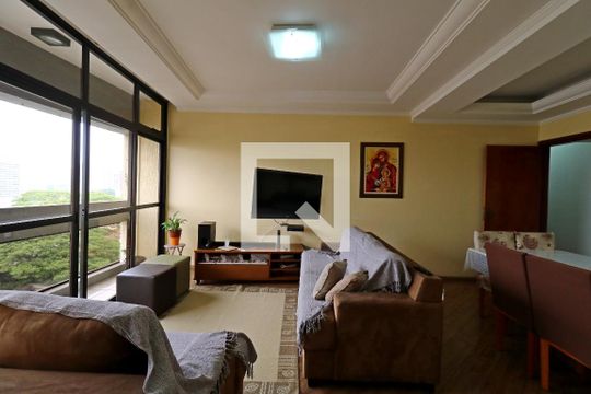 Sala de apartamento à venda com 3 quartos, 130m² em Vila Assunção, Santo André