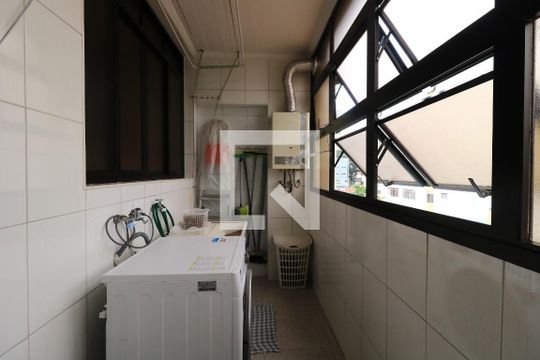 Área de Serviço de apartamento à venda com 3 quartos, 130m² em Vila Assunção, Santo André