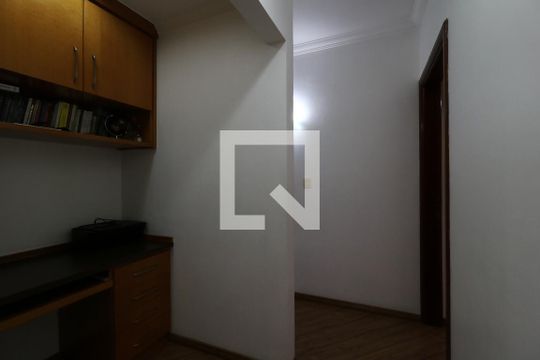 Corredor de apartamento à venda com 3 quartos, 130m² em Vila Assunção, Santo André
