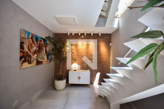 Hall Social de casa à venda com 3 quartos, 338m² em Vila Sonia, São Paulo
