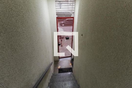 Corredor de kitnet/studio para alugar com 1 quarto, 13m² em Mooca, São Paulo