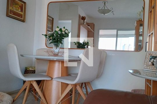 Sala de apartamento à venda com 2 quartos, 60m² em Vila Dom Pedro Ii, São Paulo