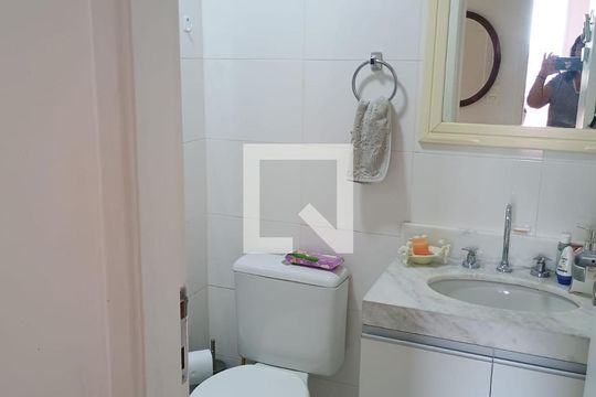 Banheiro de apartamento à venda com 2 quartos, 60m² em Vila Dom Pedro Ii, São Paulo