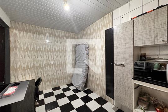 Cozinha edícula de casa à venda com 3 quartos, 95m² em Utinga, Santo André