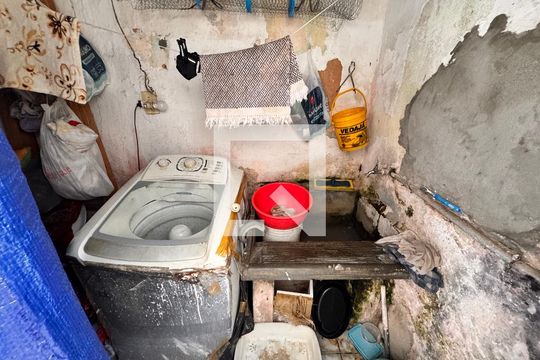 Lavanderia de casa à venda com 3 quartos, 95m² em Utinga, Santo André