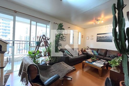 Sala de apartamento à venda com 2 quartos, 105m² em Chácara Inglesa, São Paulo