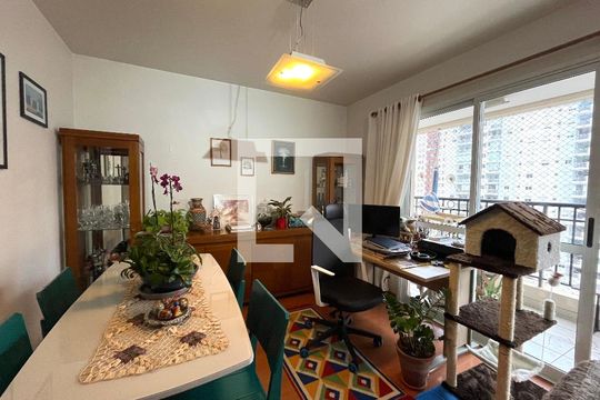 Sala de apartamento à venda com 2 quartos, 105m² em Chácara Inglesa, São Paulo