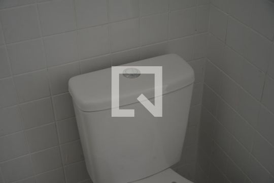 Banheiro Social de apartamento à venda com 1 quarto, 39m² em Campestre, Santo André