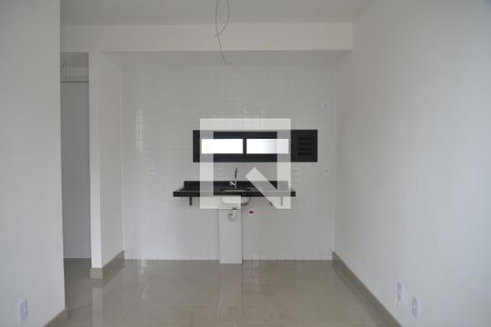 Cozinha de apartamento à venda com 1 quarto, 39m² em Campestre, Santo André