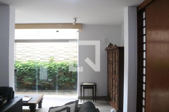 Sala de casa para alugar com 5 quartos, 584m² em Alto da Lapa, São Paulo