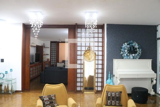 Sala de casa para alugar com 5 quartos, 584m² em Alto da Lapa, São Paulo