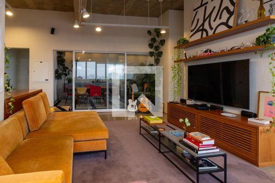 Sala de apartamento à venda com 1 quarto, 126m² em Vila Ipojuca, São Paulo
