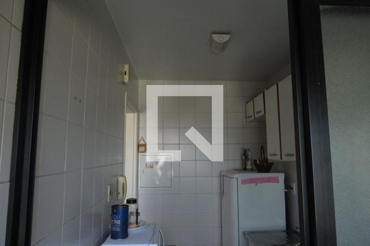 Área de Serviço de apartamento à venda com 3 quartos, 65m² em Jaguaribe, Osasco
