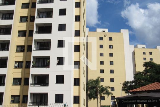 Fachada de apartamento à venda com 3 quartos, 65m² em Jaguaribe, Osasco