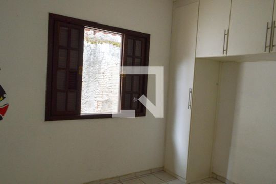 Quarto 1 de casa à venda com 3 quartos, 600m² em Taquara, Rio de Janeiro