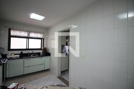 Cozinha  de apartamento à venda com 3 quartos, 130m² em Vila Caminho do Mar, São Bernardo do Campo
