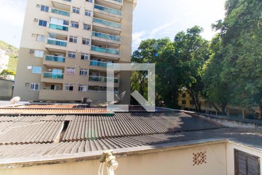 Vista da Suíte de casa à venda com 6 quartos, 230m² em Fonseca, Niterói