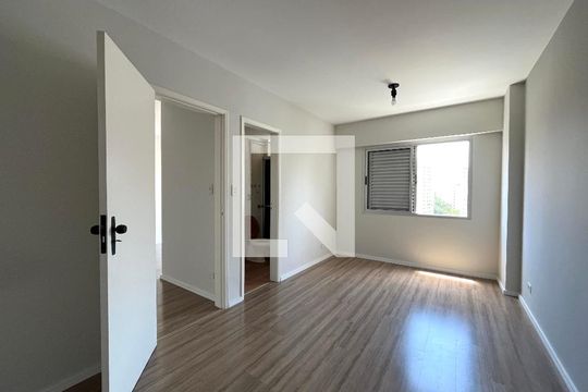 Suite de apartamento para alugar com 1 quarto, 51m² em Parque Imperial, São Paulo