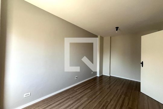 Suite de apartamento para alugar com 1 quarto, 51m² em Parque Imperial, São Paulo
