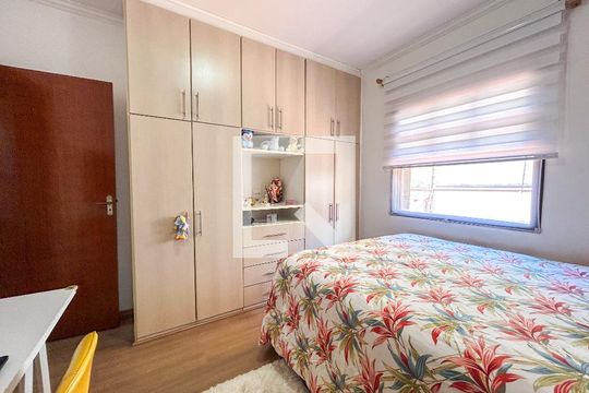 Quarto 1 de casa à venda com 3 quartos, 165m² em Vila do Castelo, São Paulo