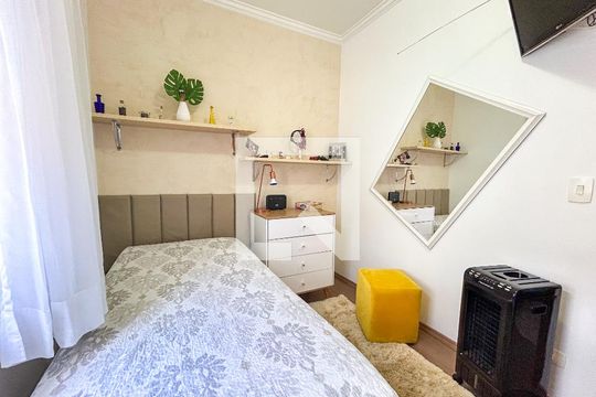 Quarto 2 de casa à venda com 3 quartos, 165m² em Vila do Castelo, São Paulo