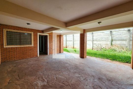 Garagem de casa à venda com 6 quartos, 690m² em Cidade Universitária, Campinas