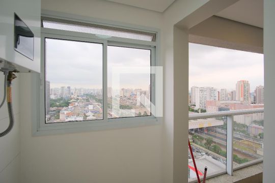 Área de Serviço de apartamento para alugar com 2 quartos, 67m² em Vila Azevedo, São Paulo