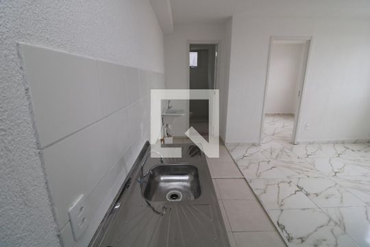 Cozinha de apartamento à venda com 2 quartos, 35m² em Jardim Santa Adelia, São Paulo