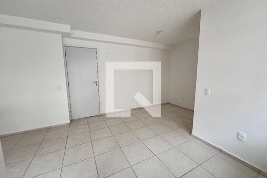Sala de apartamento à venda com 2 quartos, 43m² em Curicica, Rio de Janeiro