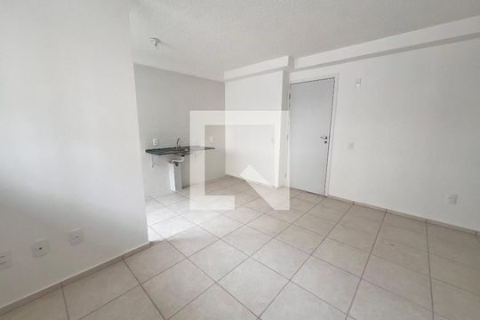 Sala de apartamento à venda com 2 quartos, 43m² em Curicica, Rio de Janeiro