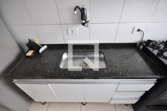 Cozinha 2 de casa à venda com 4 quartos, 198m² em Vila Gustavo, São Paulo